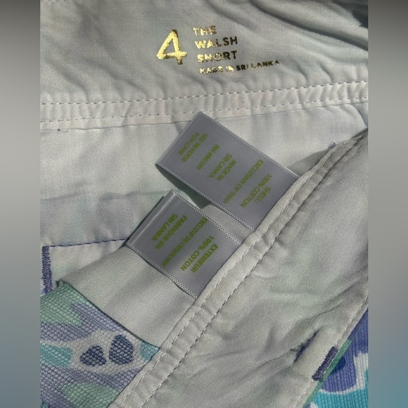 Lilly Pulitzer The Walsh Nice Ink Cotton Button Shorts Women’s 4 – Inseam 3” - Picture 7 of 7